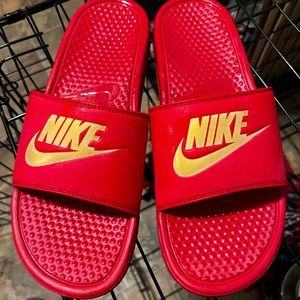 Size 11 Nike slides